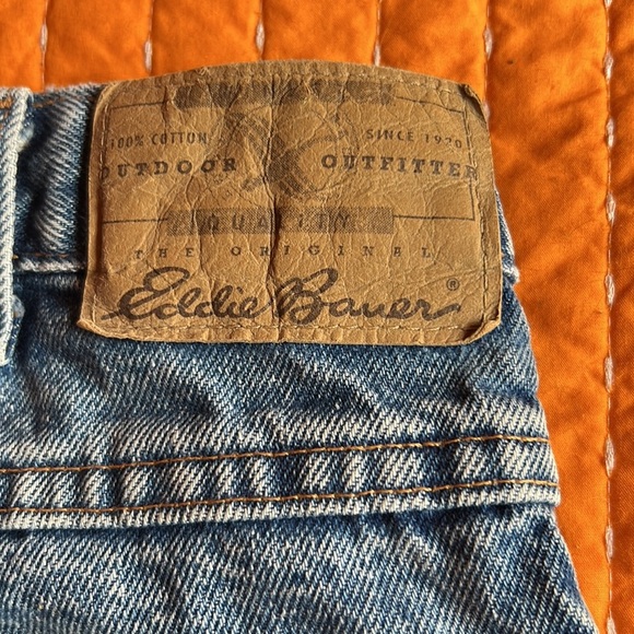 Eddie Bauer classic fit men’s jeans 36x34 - Picture 2 of 2